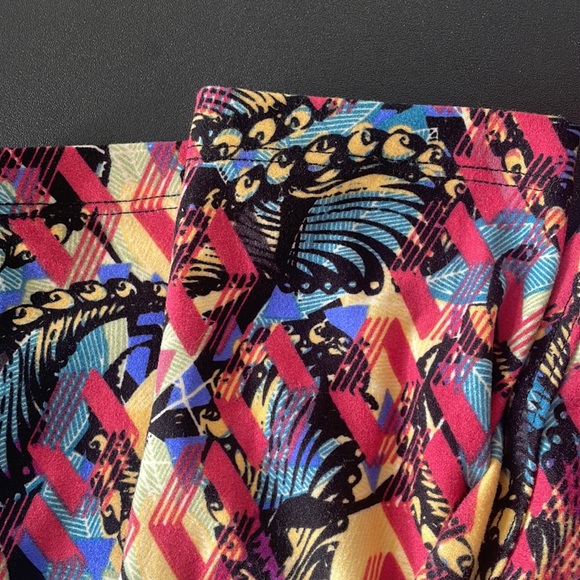 LuLaRoe soft one size leggings - muted colors - Picture 2 of 5